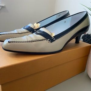 Tod's Tacco 45 Penny Black & Cream Leather Kitten Heels